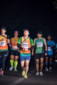 BIB: 40450, 40977, 41359
                            <button type="button" onclick="openModal(7314195)" class="btn btn-primary btn-sm float-right btn-popup" data-toggle="modal" data-target=".modal-high-quality">
                        <i class="fas fa-shopping-cart"></i> Add to Cart
                    </button>
                                            <button type="button" onclick="isThisMe(7314195, true)" class="btn btn-success btn-sm float-right btn-popup btn-isme hidden" data-toggle="tooltip" data-placement="bottom" title="นี่คือรูปของคุณใช่ไหม คลิกที่นี่เพื่อเอาเข้าอัลบั้ม">
                        <i class="fas fa-plus"></i> Add to album
                    </button>
                    <button type="button" onclick="isThisMe(7314195, false)" class="btn btn-warning btn-sm float-right btn-popup btn-isnotme hidden">
                        <i class="fas fa-ban"></i> Remove from album
                    </button>