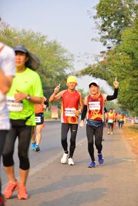 BIB: 404, 45062, 633
                            <button type="button" onclick="openModal(7294307)" class="btn btn-primary btn-sm float-right btn-popup" data-toggle="modal" data-target=".modal-high-quality">
                        <i class="fas fa-shopping-cart"></i> Add to Cart
                    </button>
                                            <button type="button" onclick="isThisMe(7294307, true)" class="btn btn-success btn-sm float-right btn-popup btn-isme hidden" data-toggle="tooltip" data-placement="bottom" title="นี่คือรูปของคุณใช่ไหม คลิกที่นี่เพื่อเอาเข้าอัลบั้ม">
                        <i class="fas fa-plus"></i> Add to album
                    </button>
                    <button type="button" onclick="isThisMe(7294307, false)" class="btn btn-warning btn-sm float-right btn-popup btn-isnotme hidden">
                        <i class="fas fa-ban"></i> Remove from album
                    </button>