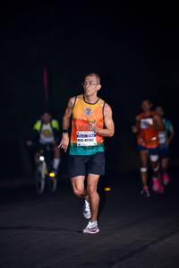 BIB: 40902
                            <button type="button" onclick="openModal(7292769)" class="btn btn-primary btn-sm float-right btn-popup" data-toggle="modal" data-target=".modal-high-quality">
                        <i class="fas fa-shopping-cart"></i> Add to Cart
                    </button>
                                            <button type="button" onclick="isThisMe(7292769, true)" class="btn btn-success btn-sm float-right btn-popup btn-isme hidden" data-toggle="tooltip" data-placement="bottom" title="นี่คือรูปของคุณใช่ไหม คลิกที่นี่เพื่อเอาเข้าอัลบั้ม">
                        <i class="fas fa-plus"></i> Add to album
                    </button>
                    <button type="button" onclick="isThisMe(7292769, false)" class="btn btn-warning btn-sm float-right btn-popup btn-isnotme hidden">
                        <i class="fas fa-ban"></i> Remove from album
                    </button>