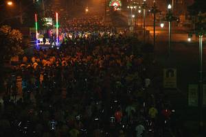 BIB: 
                            <button type="button" onclick="openModal(10436711)" class="btn btn-primary btn-sm float-right btn-popup" data-toggle="modal" data-target=".modal-high-quality">
                        <i class="fas fa-shopping-cart"></i> Add to Cart
                    </button>
                                            <button type="button" onclick="isThisMe(10436711, true)" class="btn btn-success btn-sm float-right btn-popup btn-isme hidden" data-toggle="tooltip" data-placement="bottom" title="นี่คือรูปของคุณใช่ไหม คลิกที่นี่เพื่อเอาเข้าอัลบั้ม">
                        <i class="fas fa-plus"></i> Add to album
                    </button>
                    <button type="button" onclick="isThisMe(10436711, false)" class="btn btn-warning btn-sm float-right btn-popup btn-isnotme hidden">
                        <i class="fas fa-ban"></i> Remove from album
                    </button>