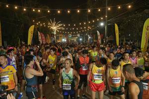 BIB: 41259, 0423, 193
                            <button type="button" onclick="openModal(10436548)" class="btn btn-primary btn-sm float-right btn-popup" data-toggle="modal" data-target=".modal-high-quality">
                        <i class="fas fa-shopping-cart"></i> Add to Cart
                    </button>
                                            <button type="button" onclick="isThisMe(10436548, true)" class="btn btn-success btn-sm float-right btn-popup btn-isme hidden" data-toggle="tooltip" data-placement="bottom" title="นี่คือรูปของคุณใช่ไหม คลิกที่นี่เพื่อเอาเข้าอัลบั้ม">
                        <i class="fas fa-plus"></i> Add to album
                    </button>
                    <button type="button" onclick="isThisMe(10436548, false)" class="btn btn-warning btn-sm float-right btn-popup btn-isnotme hidden">
                        <i class="fas fa-ban"></i> Remove from album
                    </button>