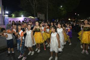 BIB: 
                            <button type="button" onclick="openModal(10436600)" class="btn btn-primary btn-sm float-right btn-popup" data-toggle="modal" data-target=".modal-high-quality">
                        <i class="fas fa-shopping-cart"></i> Add to Cart
                    </button>
                                            <button type="button" onclick="isThisMe(10436600, true)" class="btn btn-success btn-sm float-right btn-popup btn-isme hidden" data-toggle="tooltip" data-placement="bottom" title="นี่คือรูปของคุณใช่ไหม คลิกที่นี่เพื่อเอาเข้าอัลบั้ม">
                        <i class="fas fa-plus"></i> Add to album
                    </button>
                    <button type="button" onclick="isThisMe(10436600, false)" class="btn btn-warning btn-sm float-right btn-popup btn-isnotme hidden">
                        <i class="fas fa-ban"></i> Remove from album
                    </button>