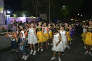 BIB: 
                            <button type="button" onclick="openModal(10436603)" class="btn btn-primary btn-sm float-right btn-popup" data-toggle="modal" data-target=".modal-high-quality">
                        <i class="fas fa-shopping-cart"></i> Add to Cart
                    </button>
                                            <button type="button" onclick="isThisMe(10436603, true)" class="btn btn-success btn-sm float-right btn-popup btn-isme hidden" data-toggle="tooltip" data-placement="bottom" title="นี่คือรูปของคุณใช่ไหม คลิกที่นี่เพื่อเอาเข้าอัลบั้ม">
                        <i class="fas fa-plus"></i> Add to album
                    </button>
                    <button type="button" onclick="isThisMe(10436603, false)" class="btn btn-warning btn-sm float-right btn-popup btn-isnotme hidden">
                        <i class="fas fa-ban"></i> Remove from album
                    </button>