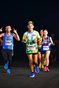 BIB: 1000, 40285, 45411, 4504
                            <button type="button" onclick="openModal(7467222)" class="btn btn-primary btn-sm float-right btn-popup" data-toggle="modal" data-target=".modal-high-quality">
                        <i class="fas fa-shopping-cart"></i> Add to Cart
                    </button>
                                            <button type="button" onclick="isThisMe(7467222, true)" class="btn btn-success btn-sm float-right btn-popup btn-isme hidden" data-toggle="tooltip" data-placement="bottom" title="นี่คือรูปของคุณใช่ไหม คลิกที่นี่เพื่อเอาเข้าอัลบั้ม">
                        <i class="fas fa-plus"></i> Add to album
                    </button>
                    <button type="button" onclick="isThisMe(7467222, false)" class="btn btn-warning btn-sm float-right btn-popup btn-isnotme hidden">
                        <i class="fas fa-ban"></i> Remove from album
                    </button>