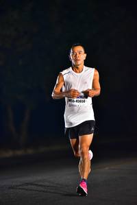 BIB: 45650
                            <button type="button" onclick="openModal(7459594)" class="btn btn-primary btn-sm float-right btn-popup" data-toggle="modal" data-target=".modal-high-quality">
                        <i class="fas fa-shopping-cart"></i> Add to Cart
                    </button>
                                            <button type="button" onclick="isThisMe(7459594, true)" class="btn btn-success btn-sm float-right btn-popup btn-isme hidden" data-toggle="tooltip" data-placement="bottom" title="นี่คือรูปของคุณใช่ไหม คลิกที่นี่เพื่อเอาเข้าอัลบั้ม">
                        <i class="fas fa-plus"></i> Add to album
                    </button>
                    <button type="button" onclick="isThisMe(7459594, false)" class="btn btn-warning btn-sm float-right btn-popup btn-isnotme hidden">
                        <i class="fas fa-ban"></i> Remove from album
                    </button>