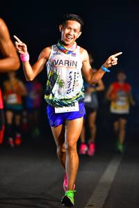 BIB: 768
                            <button type="button" onclick="openModal(7359711)" class="btn btn-primary btn-sm float-right btn-popup" data-toggle="modal" data-target=".modal-high-quality">
                        <i class="fas fa-shopping-cart"></i> Add to Cart
                    </button>
                                            <button type="button" onclick="isThisMe(7359711, true)" class="btn btn-success btn-sm float-right btn-popup btn-isme hidden" data-toggle="tooltip" data-placement="bottom" title="นี่คือรูปของคุณใช่ไหม คลิกที่นี่เพื่อเอาเข้าอัลบั้ม">
                        <i class="fas fa-plus"></i> Add to album
                    </button>
                    <button type="button" onclick="isThisMe(7359711, false)" class="btn btn-warning btn-sm float-right btn-popup btn-isnotme hidden">
                        <i class="fas fa-ban"></i> Remove from album
                    </button>