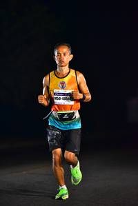 BIB: 40516
                            <button type="button" onclick="openModal(7353246)" class="btn btn-primary btn-sm float-right btn-popup" data-toggle="modal" data-target=".modal-high-quality">
                        <i class="fas fa-shopping-cart"></i> Add to Cart
                    </button>
                                            <button type="button" onclick="isThisMe(7353246, true)" class="btn btn-success btn-sm float-right btn-popup btn-isme hidden" data-toggle="tooltip" data-placement="bottom" title="นี่คือรูปของคุณใช่ไหม คลิกที่นี่เพื่อเอาเข้าอัลบั้ม">
                        <i class="fas fa-plus"></i> Add to album
                    </button>
                    <button type="button" onclick="isThisMe(7353246, false)" class="btn btn-warning btn-sm float-right btn-popup btn-isnotme hidden">
                        <i class="fas fa-ban"></i> Remove from album
                    </button>