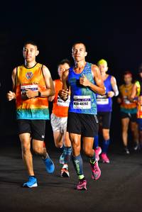 BIB: 40292
                            <button type="button" onclick="openModal(7428756)" class="btn btn-primary btn-sm float-right btn-popup" data-toggle="modal" data-target=".modal-high-quality">
                        <i class="fas fa-shopping-cart"></i> Add to Cart
                    </button>
                                            <button type="button" onclick="isThisMe(7428756, true)" class="btn btn-success btn-sm float-right btn-popup btn-isme hidden" data-toggle="tooltip" data-placement="bottom" title="นี่คือรูปของคุณใช่ไหม คลิกที่นี่เพื่อเอาเข้าอัลบั้ม">
                        <i class="fas fa-plus"></i> Add to album
                    </button>
                    <button type="button" onclick="isThisMe(7428756, false)" class="btn btn-warning btn-sm float-right btn-popup btn-isnotme hidden">
                        <i class="fas fa-ban"></i> Remove from album
                    </button>