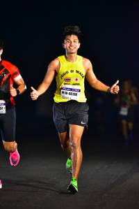 BIB: 46198
                            <button type="button" onclick="openModal(7365861)" class="btn btn-primary btn-sm float-right btn-popup" data-toggle="modal" data-target=".modal-high-quality">
                        <i class="fas fa-shopping-cart"></i> Add to Cart
                    </button>
                                            <button type="button" onclick="isThisMe(7365861, true)" class="btn btn-success btn-sm float-right btn-popup btn-isme hidden" data-toggle="tooltip" data-placement="bottom" title="นี่คือรูปของคุณใช่ไหม คลิกที่นี่เพื่อเอาเข้าอัลบั้ม">
                        <i class="fas fa-plus"></i> Add to album
                    </button>
                    <button type="button" onclick="isThisMe(7365861, false)" class="btn btn-warning btn-sm float-right btn-popup btn-isnotme hidden">
                        <i class="fas fa-ban"></i> Remove from album
                    </button>