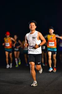 BIB: 462
                            <button type="button" onclick="openModal(7463932)" class="btn btn-primary btn-sm float-right btn-popup" data-toggle="modal" data-target=".modal-high-quality">
                        <i class="fas fa-shopping-cart"></i> Add to Cart
                    </button>
                                            <button type="button" onclick="isThisMe(7463932, true)" class="btn btn-success btn-sm float-right btn-popup btn-isme hidden" data-toggle="tooltip" data-placement="bottom" title="นี่คือรูปของคุณใช่ไหม คลิกที่นี่เพื่อเอาเข้าอัลบั้ม">
                        <i class="fas fa-plus"></i> Add to album
                    </button>
                    <button type="button" onclick="isThisMe(7463932, false)" class="btn btn-warning btn-sm float-right btn-popup btn-isnotme hidden">
                        <i class="fas fa-ban"></i> Remove from album
                    </button>