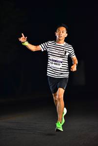 BIB: 40635
                            <button type="button" onclick="openModal(7342696)" class="btn btn-primary btn-sm float-right btn-popup" data-toggle="modal" data-target=".modal-high-quality">
                        <i class="fas fa-shopping-cart"></i> Add to Cart
                    </button>
                                            <button type="button" onclick="isThisMe(7342696, true)" class="btn btn-success btn-sm float-right btn-popup btn-isme hidden" data-toggle="tooltip" data-placement="bottom" title="นี่คือรูปของคุณใช่ไหม คลิกที่นี่เพื่อเอาเข้าอัลบั้ม">
                        <i class="fas fa-plus"></i> Add to album
                    </button>
                    <button type="button" onclick="isThisMe(7342696, false)" class="btn btn-warning btn-sm float-right btn-popup btn-isnotme hidden">
                        <i class="fas fa-ban"></i> Remove from album
                    </button>