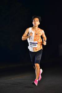 BIB: 41090
                            <button type="button" onclick="openModal(7348671)" class="btn btn-primary btn-sm float-right btn-popup" data-toggle="modal" data-target=".modal-high-quality">
                        <i class="fas fa-shopping-cart"></i> Add to Cart
                    </button>
                                            <button type="button" onclick="isThisMe(7348671, true)" class="btn btn-success btn-sm float-right btn-popup btn-isme hidden" data-toggle="tooltip" data-placement="bottom" title="นี่คือรูปของคุณใช่ไหม คลิกที่นี่เพื่อเอาเข้าอัลบั้ม">
                        <i class="fas fa-plus"></i> Add to album
                    </button>
                    <button type="button" onclick="isThisMe(7348671, false)" class="btn btn-warning btn-sm float-right btn-popup btn-isnotme hidden">
                        <i class="fas fa-ban"></i> Remove from album
                    </button>