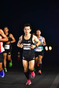 BIB: 40406
                            <button type="button" onclick="openModal(7303478)" class="btn btn-primary btn-sm float-right btn-popup" data-toggle="modal" data-target=".modal-high-quality">
                        <i class="fas fa-shopping-cart"></i> Add to Cart
                    </button>
                                            <button type="button" onclick="isThisMe(7303478, true)" class="btn btn-success btn-sm float-right btn-popup btn-isme hidden" data-toggle="tooltip" data-placement="bottom" title="นี่คือรูปของคุณใช่ไหม คลิกที่นี่เพื่อเอาเข้าอัลบั้ม">
                        <i class="fas fa-plus"></i> Add to album
                    </button>
                    <button type="button" onclick="isThisMe(7303478, false)" class="btn btn-warning btn-sm float-right btn-popup btn-isnotme hidden">
                        <i class="fas fa-ban"></i> Remove from album
                    </button>