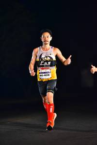 BIB: 46510
                            <button type="button" onclick="openModal(7422000)" class="btn btn-primary btn-sm float-right btn-popup" data-toggle="modal" data-target=".modal-high-quality">
                        <i class="fas fa-shopping-cart"></i> Add to Cart
                    </button>
                                            <button type="button" onclick="isThisMe(7422000, true)" class="btn btn-success btn-sm float-right btn-popup btn-isme hidden" data-toggle="tooltip" data-placement="bottom" title="นี่คือรูปของคุณใช่ไหม คลิกที่นี่เพื่อเอาเข้าอัลบั้ม">
                        <i class="fas fa-plus"></i> Add to album
                    </button>
                    <button type="button" onclick="isThisMe(7422000, false)" class="btn btn-warning btn-sm float-right btn-popup btn-isnotme hidden">
                        <i class="fas fa-ban"></i> Remove from album
                    </button>