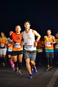 BIB: 42402, 42728
                            <button type="button" onclick="openModal(8323233)" class="btn btn-primary btn-sm float-right btn-popup" data-toggle="modal" data-target=".modal-high-quality">
                        <i class="fas fa-shopping-cart"></i> Add to Cart
                    </button>
                                            <button type="button" onclick="isThisMe(8323233, true)" class="btn btn-success btn-sm float-right btn-popup btn-isme hidden" data-toggle="tooltip" data-placement="bottom" title="นี่คือรูปของคุณใช่ไหม คลิกที่นี่เพื่อเอาเข้าอัลบั้ม">
                        <i class="fas fa-plus"></i> Add to album
                    </button>
                    <button type="button" onclick="isThisMe(8323233, false)" class="btn btn-warning btn-sm float-right btn-popup btn-isnotme hidden">
                        <i class="fas fa-ban"></i> Remove from album
                    </button>