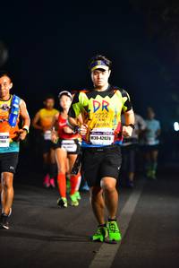 BIB: 2222, 42028, 166
                            <button type="button" onclick="openModal(7807592)" class="btn btn-primary btn-sm float-right btn-popup" data-toggle="modal" data-target=".modal-high-quality">
                        <i class="fas fa-shopping-cart"></i> Add to Cart
                    </button>
                                            <button type="button" onclick="isThisMe(7807592, true)" class="btn btn-success btn-sm float-right btn-popup btn-isme hidden" data-toggle="tooltip" data-placement="bottom" title="นี่คือรูปของคุณใช่ไหม คลิกที่นี่เพื่อเอาเข้าอัลบั้ม">
                        <i class="fas fa-plus"></i> Add to album
                    </button>
                    <button type="button" onclick="isThisMe(7807592, false)" class="btn btn-warning btn-sm float-right btn-popup btn-isnotme hidden">
                        <i class="fas fa-ban"></i> Remove from album
                    </button>