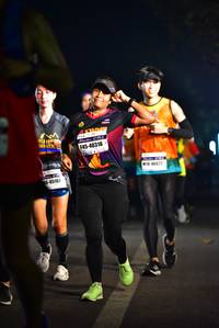 BIB: 40318, 46672, 045167
                            <button type="button" onclick="openModal(8320664)" class="btn btn-primary btn-sm float-right btn-popup" data-toggle="modal" data-target=".modal-high-quality">
                        <i class="fas fa-shopping-cart"></i> Add to Cart
                    </button>
                                            <button type="button" onclick="isThisMe(8320664, true)" class="btn btn-success btn-sm float-right btn-popup btn-isme hidden" data-toggle="tooltip" data-placement="bottom" title="นี่คือรูปของคุณใช่ไหม คลิกที่นี่เพื่อเอาเข้าอัลบั้ม">
                        <i class="fas fa-plus"></i> Add to album
                    </button>
                    <button type="button" onclick="isThisMe(8320664, false)" class="btn btn-warning btn-sm float-right btn-popup btn-isnotme hidden">
                        <i class="fas fa-ban"></i> Remove from album
                    </button>
