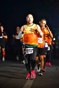 BIB: 424, 42797
                            <button type="button" onclick="openModal(8158444)" class="btn btn-primary btn-sm float-right btn-popup" data-toggle="modal" data-target=".modal-high-quality">
                        <i class="fas fa-shopping-cart"></i> Add to Cart
                    </button>
                                            <button type="button" onclick="isThisMe(8158444, true)" class="btn btn-success btn-sm float-right btn-popup btn-isme hidden" data-toggle="tooltip" data-placement="bottom" title="นี่คือรูปของคุณใช่ไหม คลิกที่นี่เพื่อเอาเข้าอัลบั้ม">
                        <i class="fas fa-plus"></i> Add to album
                    </button>
                    <button type="button" onclick="isThisMe(8158444, false)" class="btn btn-warning btn-sm float-right btn-popup btn-isnotme hidden">
                        <i class="fas fa-ban"></i> Remove from album
                    </button>