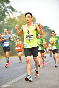 BIB: 41010
                            <button type="button" onclick="openModal(8570132)" class="btn btn-primary btn-sm float-right btn-popup" data-toggle="modal" data-target=".modal-high-quality">
                        <i class="fas fa-shopping-cart"></i> Add to Cart
                    </button>
                                            <button type="button" onclick="isThisMe(8570132, true)" class="btn btn-success btn-sm float-right btn-popup btn-isme hidden" data-toggle="tooltip" data-placement="bottom" title="นี่คือรูปของคุณใช่ไหม คลิกที่นี่เพื่อเอาเข้าอัลบั้ม">
                        <i class="fas fa-plus"></i> Add to album
                    </button>
                    <button type="button" onclick="isThisMe(8570132, false)" class="btn btn-warning btn-sm float-right btn-popup btn-isnotme hidden">
                        <i class="fas fa-ban"></i> Remove from album
                    </button>