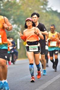 BIB: 26926
                            <button type="button" onclick="openModal(8553058)" class="btn btn-primary btn-sm float-right btn-popup" data-toggle="modal" data-target=".modal-high-quality">
                        <i class="fas fa-shopping-cart"></i> Add to Cart
                    </button>
                                            <button type="button" onclick="isThisMe(8553058, true)" class="btn btn-success btn-sm float-right btn-popup btn-isme hidden" data-toggle="tooltip" data-placement="bottom" title="นี่คือรูปของคุณใช่ไหม คลิกที่นี่เพื่อเอาเข้าอัลบั้ม">
                        <i class="fas fa-plus"></i> Add to album
                    </button>
                    <button type="button" onclick="isThisMe(8553058, false)" class="btn btn-warning btn-sm float-right btn-popup btn-isnotme hidden">
                        <i class="fas fa-ban"></i> Remove from album
                    </button>