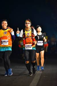 BIB: 42937, 47617, 47157
                            <button type="button" onclick="openModal(8928884)" class="btn btn-primary btn-sm float-right btn-popup" data-toggle="modal" data-target=".modal-high-quality">
                        <i class="fas fa-shopping-cart"></i> Add to Cart
                    </button>
                                            <button type="button" onclick="isThisMe(8928884, true)" class="btn btn-success btn-sm float-right btn-popup btn-isme hidden" data-toggle="tooltip" data-placement="bottom" title="นี่คือรูปของคุณใช่ไหม คลิกที่นี่เพื่อเอาเข้าอัลบั้ม">
                        <i class="fas fa-plus"></i> Add to album
                    </button>
                    <button type="button" onclick="isThisMe(8928884, false)" class="btn btn-warning btn-sm float-right btn-popup btn-isnotme hidden">
                        <i class="fas fa-ban"></i> Remove from album
                    </button>