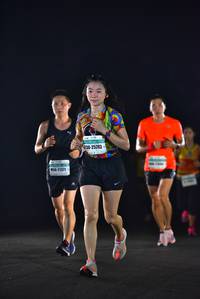 BIB: 25203, 21371
                            <button type="button" onclick="openModal(8958143)" class="btn btn-primary btn-sm float-right btn-popup" data-toggle="modal" data-target=".modal-high-quality">
                        <i class="fas fa-shopping-cart"></i> Add to Cart
                    </button>
                                            <button type="button" onclick="isThisMe(8958143, true)" class="btn btn-success btn-sm float-right btn-popup btn-isme hidden" data-toggle="tooltip" data-placement="bottom" title="นี่คือรูปของคุณใช่ไหม คลิกที่นี่เพื่อเอาเข้าอัลบั้ม">
                        <i class="fas fa-plus"></i> Add to album
                    </button>
                    <button type="button" onclick="isThisMe(8958143, false)" class="btn btn-warning btn-sm float-right btn-popup btn-isnotme hidden">
                        <i class="fas fa-ban"></i> Remove from album
                    </button>