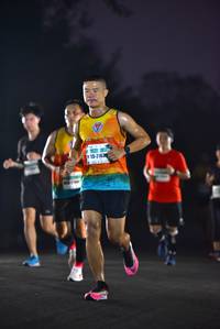 BIB: 2163
                            <button type="button" onclick="openModal(9009751)" class="btn btn-primary btn-sm float-right btn-popup" data-toggle="modal" data-target=".modal-high-quality">
                        <i class="fas fa-shopping-cart"></i> Add to Cart
                    </button>
                                            <button type="button" onclick="isThisMe(9009751, true)" class="btn btn-success btn-sm float-right btn-popup btn-isme hidden" data-toggle="tooltip" data-placement="bottom" title="นี่คือรูปของคุณใช่ไหม คลิกที่นี่เพื่อเอาเข้าอัลบั้ม">
                        <i class="fas fa-plus"></i> Add to album
                    </button>
                    <button type="button" onclick="isThisMe(9009751, false)" class="btn btn-warning btn-sm float-right btn-popup btn-isnotme hidden">
                        <i class="fas fa-ban"></i> Remove from album
                    </button>