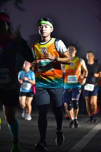 BIB: 2113
                            <button type="button" onclick="openModal(9012560)" class="btn btn-primary btn-sm float-right btn-popup" data-toggle="modal" data-target=".modal-high-quality">
                        <i class="fas fa-shopping-cart"></i> Add to Cart
                    </button>
                                            <button type="button" onclick="isThisMe(9012560, true)" class="btn btn-success btn-sm float-right btn-popup btn-isme hidden" data-toggle="tooltip" data-placement="bottom" title="นี่คือรูปของคุณใช่ไหม คลิกที่นี่เพื่อเอาเข้าอัลบั้ม">
                        <i class="fas fa-plus"></i> Add to album
                    </button>
                    <button type="button" onclick="isThisMe(9012560, false)" class="btn btn-warning btn-sm float-right btn-popup btn-isnotme hidden">
                        <i class="fas fa-ban"></i> Remove from album
                    </button>