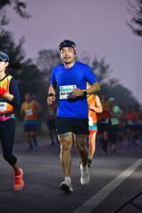 BIB: 261, 595
                            <button type="button" onclick="openModal(8992685)" class="btn btn-primary btn-sm float-right btn-popup" data-toggle="modal" data-target=".modal-high-quality">
                        <i class="fas fa-shopping-cart"></i> Add to Cart
                    </button>
                                            <button type="button" onclick="isThisMe(8992685, true)" class="btn btn-success btn-sm float-right btn-popup btn-isme hidden" data-toggle="tooltip" data-placement="bottom" title="นี่คือรูปของคุณใช่ไหม คลิกที่นี่เพื่อเอาเข้าอัลบั้ม">
                        <i class="fas fa-plus"></i> Add to album
                    </button>
                    <button type="button" onclick="isThisMe(8992685, false)" class="btn btn-warning btn-sm float-right btn-popup btn-isnotme hidden">
                        <i class="fas fa-ban"></i> Remove from album
                    </button>
