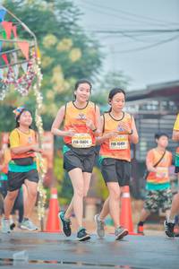 BIB: 15424, 15451
                            <button type="button" onclick="openModal(9755445)" class="btn btn-primary btn-sm float-right btn-popup" data-toggle="modal" data-target=".modal-high-quality">
                        <i class="fas fa-shopping-cart"></i> Add to Cart
                    </button>
                                            <button type="button" onclick="isThisMe(9755445, true)" class="btn btn-success btn-sm float-right btn-popup btn-isme hidden" data-toggle="tooltip" data-placement="bottom" title="นี่คือรูปของคุณใช่ไหม คลิกที่นี่เพื่อเอาเข้าอัลบั้ม">
                        <i class="fas fa-plus"></i> Add to album
                    </button>
                    <button type="button" onclick="isThisMe(9755445, false)" class="btn btn-warning btn-sm float-right btn-popup btn-isnotme hidden">
                        <i class="fas fa-ban"></i> Remove from album
                    </button>