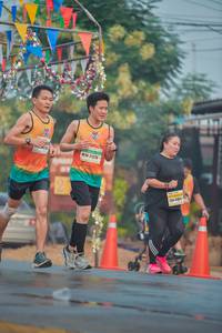 BIB: 2120
                            <button type="button" onclick="openModal(9756233)" class="btn btn-primary btn-sm float-right btn-popup" data-toggle="modal" data-target=".modal-high-quality">
                        <i class="fas fa-shopping-cart"></i> Add to Cart
                    </button>
                                            <button type="button" onclick="isThisMe(9756233, true)" class="btn btn-success btn-sm float-right btn-popup btn-isme hidden" data-toggle="tooltip" data-placement="bottom" title="นี่คือรูปของคุณใช่ไหม คลิกที่นี่เพื่อเอาเข้าอัลบั้ม">
                        <i class="fas fa-plus"></i> Add to album
                    </button>
                    <button type="button" onclick="isThisMe(9756233, false)" class="btn btn-warning btn-sm float-right btn-popup btn-isnotme hidden">
                        <i class="fas fa-ban"></i> Remove from album
                    </button>