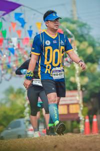 BIB: 4200
                            <button type="button" onclick="openModal(9677898)" class="btn btn-primary btn-sm float-right btn-popup" data-toggle="modal" data-target=".modal-high-quality">
                        <i class="fas fa-shopping-cart"></i> Add to Cart
                    </button>
                                            <button type="button" onclick="isThisMe(9677898, true)" class="btn btn-success btn-sm float-right btn-popup btn-isme hidden" data-toggle="tooltip" data-placement="bottom" title="นี่คือรูปของคุณใช่ไหม คลิกที่นี่เพื่อเอาเข้าอัลบั้ม">
                        <i class="fas fa-plus"></i> Add to album
                    </button>
                    <button type="button" onclick="isThisMe(9677898, false)" class="btn btn-warning btn-sm float-right btn-popup btn-isnotme hidden">
                        <i class="fas fa-ban"></i> Remove from album
                    </button>