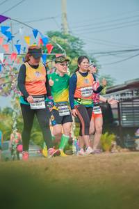 BIB: 4229, 41652
                            <button type="button" onclick="openModal(9678189)" class="btn btn-primary btn-sm float-right btn-popup" data-toggle="modal" data-target=".modal-high-quality">
                        <i class="fas fa-shopping-cart"></i> Add to Cart
                    </button>
                                            <button type="button" onclick="isThisMe(9678189, true)" class="btn btn-success btn-sm float-right btn-popup btn-isme hidden" data-toggle="tooltip" data-placement="bottom" title="นี่คือรูปของคุณใช่ไหม คลิกที่นี่เพื่อเอาเข้าอัลบั้ม">
                        <i class="fas fa-plus"></i> Add to album
                    </button>
                    <button type="button" onclick="isThisMe(9678189, false)" class="btn btn-warning btn-sm float-right btn-popup btn-isnotme hidden">
                        <i class="fas fa-ban"></i> Remove from album
                    </button>