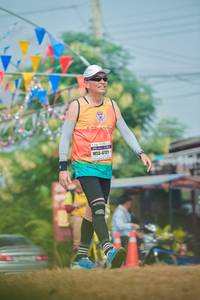 BIB: 4121
                            <button type="button" onclick="openModal(9678293)" class="btn btn-primary btn-sm float-right btn-popup" data-toggle="modal" data-target=".modal-high-quality">
                        <i class="fas fa-shopping-cart"></i> Add to Cart
                    </button>
                                            <button type="button" onclick="isThisMe(9678293, true)" class="btn btn-success btn-sm float-right btn-popup btn-isme hidden" data-toggle="tooltip" data-placement="bottom" title="นี่คือรูปของคุณใช่ไหม คลิกที่นี่เพื่อเอาเข้าอัลบั้ม">
                        <i class="fas fa-plus"></i> Add to album
                    </button>
                    <button type="button" onclick="isThisMe(9678293, false)" class="btn btn-warning btn-sm float-right btn-popup btn-isnotme hidden">
                        <i class="fas fa-ban"></i> Remove from album
                    </button>