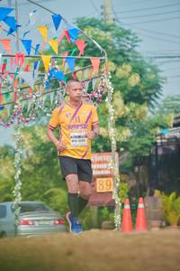 BIB: 424
                            <button type="button" onclick="openModal(9678168)" class="btn btn-primary btn-sm float-right btn-popup" data-toggle="modal" data-target=".modal-high-quality">
                        <i class="fas fa-shopping-cart"></i> Add to Cart
                    </button>
                                            <button type="button" onclick="isThisMe(9678168, true)" class="btn btn-success btn-sm float-right btn-popup btn-isme hidden" data-toggle="tooltip" data-placement="bottom" title="นี่คือรูปของคุณใช่ไหม คลิกที่นี่เพื่อเอาเข้าอัลบั้ม">
                        <i class="fas fa-plus"></i> Add to album
                    </button>
                    <button type="button" onclick="isThisMe(9678168, false)" class="btn btn-warning btn-sm float-right btn-popup btn-isnotme hidden">
                        <i class="fas fa-ban"></i> Remove from album
                    </button>