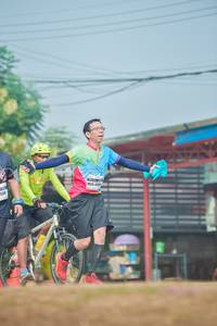 BIB: 505
                            <button type="button" onclick="openModal(9678507)" class="btn btn-primary btn-sm float-right btn-popup" data-toggle="modal" data-target=".modal-high-quality">
                        <i class="fas fa-shopping-cart"></i> Add to Cart
                    </button>
                                            <button type="button" onclick="isThisMe(9678507, true)" class="btn btn-success btn-sm float-right btn-popup btn-isme hidden" data-toggle="tooltip" data-placement="bottom" title="นี่คือรูปของคุณใช่ไหม คลิกที่นี่เพื่อเอาเข้าอัลบั้ม">
                        <i class="fas fa-plus"></i> Add to album
                    </button>
                    <button type="button" onclick="isThisMe(9678507, false)" class="btn btn-warning btn-sm float-right btn-popup btn-isnotme hidden">
                        <i class="fas fa-ban"></i> Remove from album
                    </button>