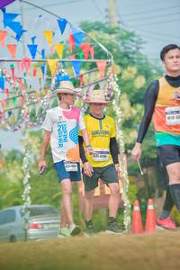 BIB: 212, 42185
                            <button type="button" onclick="openModal(9678949)" class="btn btn-primary btn-sm float-right btn-popup" data-toggle="modal" data-target=".modal-high-quality">
                        <i class="fas fa-shopping-cart"></i> Add to Cart
                    </button>
                                            <button type="button" onclick="isThisMe(9678949, true)" class="btn btn-success btn-sm float-right btn-popup btn-isme hidden" data-toggle="tooltip" data-placement="bottom" title="นี่คือรูปของคุณใช่ไหม คลิกที่นี่เพื่อเอาเข้าอัลบั้ม">
                        <i class="fas fa-plus"></i> Add to album
                    </button>
                    <button type="button" onclick="isThisMe(9678949, false)" class="btn btn-warning btn-sm float-right btn-popup btn-isnotme hidden">
                        <i class="fas fa-ban"></i> Remove from album
                    </button>