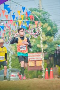 BIB: 4093, 4718
                            <button type="button" onclick="openModal(9678945)" class="btn btn-primary btn-sm float-right btn-popup" data-toggle="modal" data-target=".modal-high-quality">
                        <i class="fas fa-shopping-cart"></i> Add to Cart
                    </button>
                                            <button type="button" onclick="isThisMe(9678945, true)" class="btn btn-success btn-sm float-right btn-popup btn-isme hidden" data-toggle="tooltip" data-placement="bottom" title="นี่คือรูปของคุณใช่ไหม คลิกที่นี่เพื่อเอาเข้าอัลบั้ม">
                        <i class="fas fa-plus"></i> Add to album
                    </button>
                    <button type="button" onclick="isThisMe(9678945, false)" class="btn btn-warning btn-sm float-right btn-popup btn-isnotme hidden">
                        <i class="fas fa-ban"></i> Remove from album
                    </button>