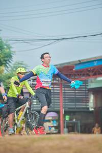 BIB: 4109
                            <button type="button" onclick="openModal(9678509)" class="btn btn-primary btn-sm float-right btn-popup" data-toggle="modal" data-target=".modal-high-quality">
                        <i class="fas fa-shopping-cart"></i> Add to Cart
                    </button>
                                            <button type="button" onclick="isThisMe(9678509, true)" class="btn btn-success btn-sm float-right btn-popup btn-isme hidden" data-toggle="tooltip" data-placement="bottom" title="นี่คือรูปของคุณใช่ไหม คลิกที่นี่เพื่อเอาเข้าอัลบั้ม">
                        <i class="fas fa-plus"></i> Add to album
                    </button>
                    <button type="button" onclick="isThisMe(9678509, false)" class="btn btn-warning btn-sm float-right btn-popup btn-isnotme hidden">
                        <i class="fas fa-ban"></i> Remove from album
                    </button>