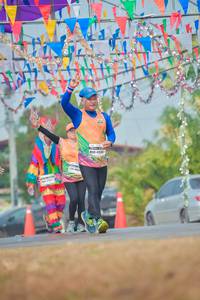 BIB: 41589
                            <button type="button" onclick="openModal(9679474)" class="btn btn-primary btn-sm float-right btn-popup" data-toggle="modal" data-target=".modal-high-quality">
                        <i class="fas fa-shopping-cart"></i> Add to Cart
                    </button>
                                            <button type="button" onclick="isThisMe(9679474, true)" class="btn btn-success btn-sm float-right btn-popup btn-isme hidden" data-toggle="tooltip" data-placement="bottom" title="นี่คือรูปของคุณใช่ไหม คลิกที่นี่เพื่อเอาเข้าอัลบั้ม">
                        <i class="fas fa-plus"></i> Add to album
                    </button>
                    <button type="button" onclick="isThisMe(9679474, false)" class="btn btn-warning btn-sm float-right btn-popup btn-isnotme hidden">
                        <i class="fas fa-ban"></i> Remove from album
                    </button>