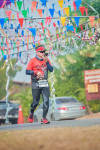 BIB: 4210
                            <button type="button" onclick="openModal(9679730)" class="btn btn-primary btn-sm float-right btn-popup" data-toggle="modal" data-target=".modal-high-quality">
                        <i class="fas fa-shopping-cart"></i> Add to Cart
                    </button>
                                            <button type="button" onclick="isThisMe(9679730, true)" class="btn btn-success btn-sm float-right btn-popup btn-isme hidden" data-toggle="tooltip" data-placement="bottom" title="นี่คือรูปของคุณใช่ไหม คลิกที่นี่เพื่อเอาเข้าอัลบั้ม">
                        <i class="fas fa-plus"></i> Add to album
                    </button>
                    <button type="button" onclick="isThisMe(9679730, false)" class="btn btn-warning btn-sm float-right btn-popup btn-isnotme hidden">
                        <i class="fas fa-ban"></i> Remove from album
                    </button>