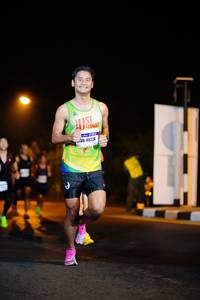 BIB: 46224
                            <button type="button" onclick="openModal(7825506)" class="btn btn-primary btn-sm float-right btn-popup" data-toggle="modal" data-target=".modal-high-quality">
                        <i class="fas fa-shopping-cart"></i> Add to Cart
                    </button>
                                            <button type="button" onclick="isThisMe(7825506, true)" class="btn btn-success btn-sm float-right btn-popup btn-isme hidden" data-toggle="tooltip" data-placement="bottom" title="นี่คือรูปของคุณใช่ไหม คลิกที่นี่เพื่อเอาเข้าอัลบั้ม">
                        <i class="fas fa-plus"></i> Add to album
                    </button>
                    <button type="button" onclick="isThisMe(7825506, false)" class="btn btn-warning btn-sm float-right btn-popup btn-isnotme hidden">
                        <i class="fas fa-ban"></i> Remove from album
                    </button>