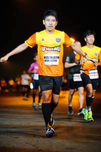 BIB: 42204, 4010
                            <button type="button" onclick="openModal(7913397)" class="btn btn-primary btn-sm float-right btn-popup" data-toggle="modal" data-target=".modal-high-quality">
                        <i class="fas fa-shopping-cart"></i> Add to Cart
                    </button>
                                            <button type="button" onclick="isThisMe(7913397, true)" class="btn btn-success btn-sm float-right btn-popup btn-isme hidden" data-toggle="tooltip" data-placement="bottom" title="นี่คือรูปของคุณใช่ไหม คลิกที่นี่เพื่อเอาเข้าอัลบั้ม">
                        <i class="fas fa-plus"></i> Add to album
                    </button>
                    <button type="button" onclick="isThisMe(7913397, false)" class="btn btn-warning btn-sm float-right btn-popup btn-isnotme hidden">
                        <i class="fas fa-ban"></i> Remove from album
                    </button>