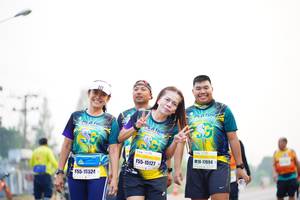 BIB: 41095, 388
                            <button type="button" onclick="openModal(8178405)" class="btn btn-primary btn-sm float-right btn-popup" data-toggle="modal" data-target=".modal-high-quality">
                        <i class="fas fa-shopping-cart"></i> Add to Cart
                    </button>
                                            <button type="button" onclick="isThisMe(8178405, true)" class="btn btn-success btn-sm float-right btn-popup btn-isme hidden" data-toggle="tooltip" data-placement="bottom" title="นี่คือรูปของคุณใช่ไหม คลิกที่นี่เพื่อเอาเข้าอัลบั้ม">
                        <i class="fas fa-plus"></i> Add to album
                    </button>
                    <button type="button" onclick="isThisMe(8178405, false)" class="btn btn-warning btn-sm float-right btn-popup btn-isnotme hidden">
                        <i class="fas fa-ban"></i> Remove from album
                    </button>