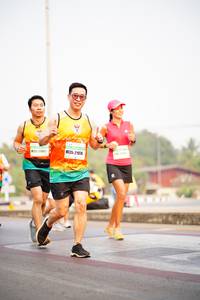 BIB: 4224
                            <button type="button" onclick="openModal(8203024)" class="btn btn-primary btn-sm float-right btn-popup" data-toggle="modal" data-target=".modal-high-quality">
                        <i class="fas fa-shopping-cart"></i> Add to Cart
                    </button>
                                            <button type="button" onclick="isThisMe(8203024, true)" class="btn btn-success btn-sm float-right btn-popup btn-isme hidden" data-toggle="tooltip" data-placement="bottom" title="นี่คือรูปของคุณใช่ไหม คลิกที่นี่เพื่อเอาเข้าอัลบั้ม">
                        <i class="fas fa-plus"></i> Add to album
                    </button>
                    <button type="button" onclick="isThisMe(8203024, false)" class="btn btn-warning btn-sm float-right btn-popup btn-isnotme hidden">
                        <i class="fas fa-ban"></i> Remove from album
                    </button>