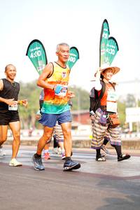 BIB: 100, 400
                            <button type="button" onclick="openModal(7743071)" class="btn btn-primary btn-sm float-right btn-popup" data-toggle="modal" data-target=".modal-high-quality">
                        <i class="fas fa-shopping-cart"></i> Add to Cart
                    </button>
                                            <button type="button" onclick="isThisMe(7743071, true)" class="btn btn-success btn-sm float-right btn-popup btn-isme hidden" data-toggle="tooltip" data-placement="bottom" title="นี่คือรูปของคุณใช่ไหม คลิกที่นี่เพื่อเอาเข้าอัลบั้ม">
                        <i class="fas fa-plus"></i> Add to album
                    </button>
                    <button type="button" onclick="isThisMe(7743071, false)" class="btn btn-warning btn-sm float-right btn-popup btn-isnotme hidden">
                        <i class="fas fa-ban"></i> Remove from album
                    </button>