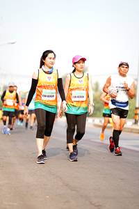 BIB: 82039, 82038
                            <button type="button" onclick="openModal(7694781)" class="btn btn-primary btn-sm float-right btn-popup" data-toggle="modal" data-target=".modal-high-quality">
                        <i class="fas fa-shopping-cart"></i> Add to Cart
                    </button>
                                            <button type="button" onclick="isThisMe(7694781, true)" class="btn btn-success btn-sm float-right btn-popup btn-isme hidden" data-toggle="tooltip" data-placement="bottom" title="นี่คือรูปของคุณใช่ไหม คลิกที่นี่เพื่อเอาเข้าอัลบั้ม">
                        <i class="fas fa-plus"></i> Add to album
                    </button>
                    <button type="button" onclick="isThisMe(7694781, false)" class="btn btn-warning btn-sm float-right btn-popup btn-isnotme hidden">
                        <i class="fas fa-ban"></i> Remove from album
                    </button>