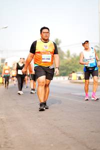 BIB: 22583
                            <button type="button" onclick="openModal(7699117)" class="btn btn-primary btn-sm float-right btn-popup" data-toggle="modal" data-target=".modal-high-quality">
                        <i class="fas fa-shopping-cart"></i> Add to Cart
                    </button>
                                            <button type="button" onclick="isThisMe(7699117, true)" class="btn btn-success btn-sm float-right btn-popup btn-isme hidden" data-toggle="tooltip" data-placement="bottom" title="นี่คือรูปของคุณใช่ไหม คลิกที่นี่เพื่อเอาเข้าอัลบั้ม">
                        <i class="fas fa-plus"></i> Add to album
                    </button>
                    <button type="button" onclick="isThisMe(7699117, false)" class="btn btn-warning btn-sm float-right btn-popup btn-isnotme hidden">
                        <i class="fas fa-ban"></i> Remove from album
                    </button>