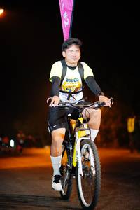 BIB: 
                            <button type="button" onclick="openModal(10161093)" class="btn btn-primary btn-sm float-right btn-popup" data-toggle="modal" data-target=".modal-high-quality">
                        <i class="fas fa-shopping-cart"></i> Add to Cart
                    </button>
                                            <button type="button" onclick="isThisMe(10161093, true)" class="btn btn-success btn-sm float-right btn-popup btn-isme hidden" data-toggle="tooltip" data-placement="bottom" title="นี่คือรูปของคุณใช่ไหม คลิกที่นี่เพื่อเอาเข้าอัลบั้ม">
                        <i class="fas fa-plus"></i> Add to album
                    </button>
                    <button type="button" onclick="isThisMe(10161093, false)" class="btn btn-warning btn-sm float-right btn-popup btn-isnotme hidden">
                        <i class="fas fa-ban"></i> Remove from album
                    </button>