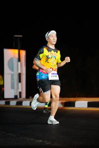 BIB: 4142
                            <button type="button" onclick="openModal(10161440)" class="btn btn-primary btn-sm float-right btn-popup" data-toggle="modal" data-target=".modal-high-quality">
                        <i class="fas fa-shopping-cart"></i> Add to Cart
                    </button>
                                            <button type="button" onclick="isThisMe(10161440, true)" class="btn btn-success btn-sm float-right btn-popup btn-isme hidden" data-toggle="tooltip" data-placement="bottom" title="นี่คือรูปของคุณใช่ไหม คลิกที่นี่เพื่อเอาเข้าอัลบั้ม">
                        <i class="fas fa-plus"></i> Add to album
                    </button>
                    <button type="button" onclick="isThisMe(10161440, false)" class="btn btn-warning btn-sm float-right btn-popup btn-isnotme hidden">
                        <i class="fas fa-ban"></i> Remove from album
                    </button>